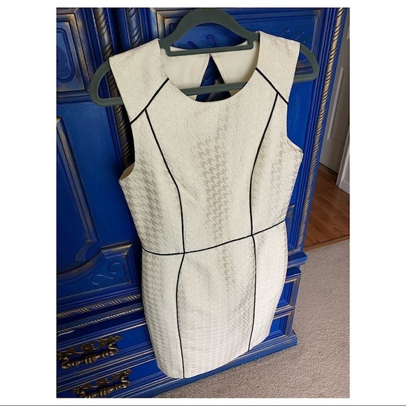 H&M Black Cream Black Piping Houndstooth Dress 8 - Picture 1 of 2